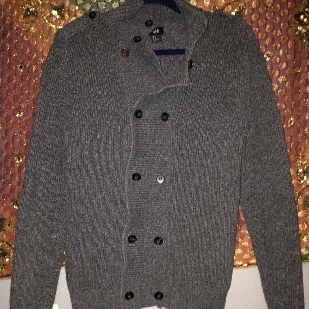 NWOT H&M sweater thick cotton size S